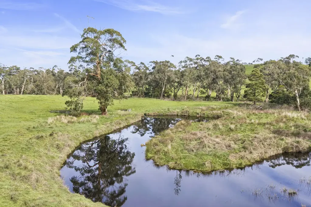 Scotts Creek STUNNING SCOTTS CREEK CAMPING ACREAGE