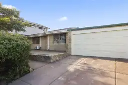 2 Sanford Court, Heathridge