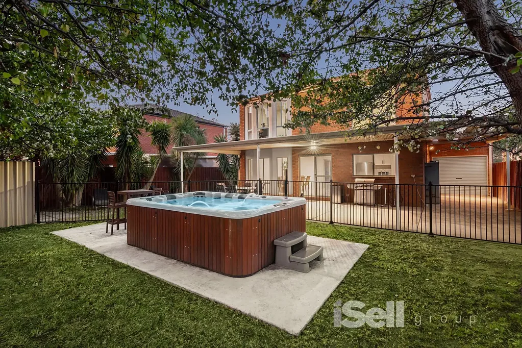 70 Sandown Road, Springvale, VIC 3171