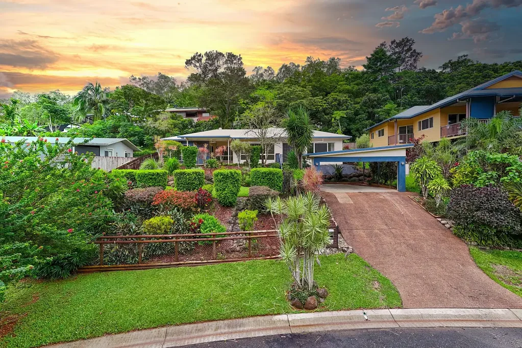 10 Powell Place, Bentley Park, QLD 4869