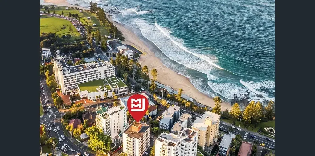 Stylish One Bedroom Apartment in Prime Beachside Location