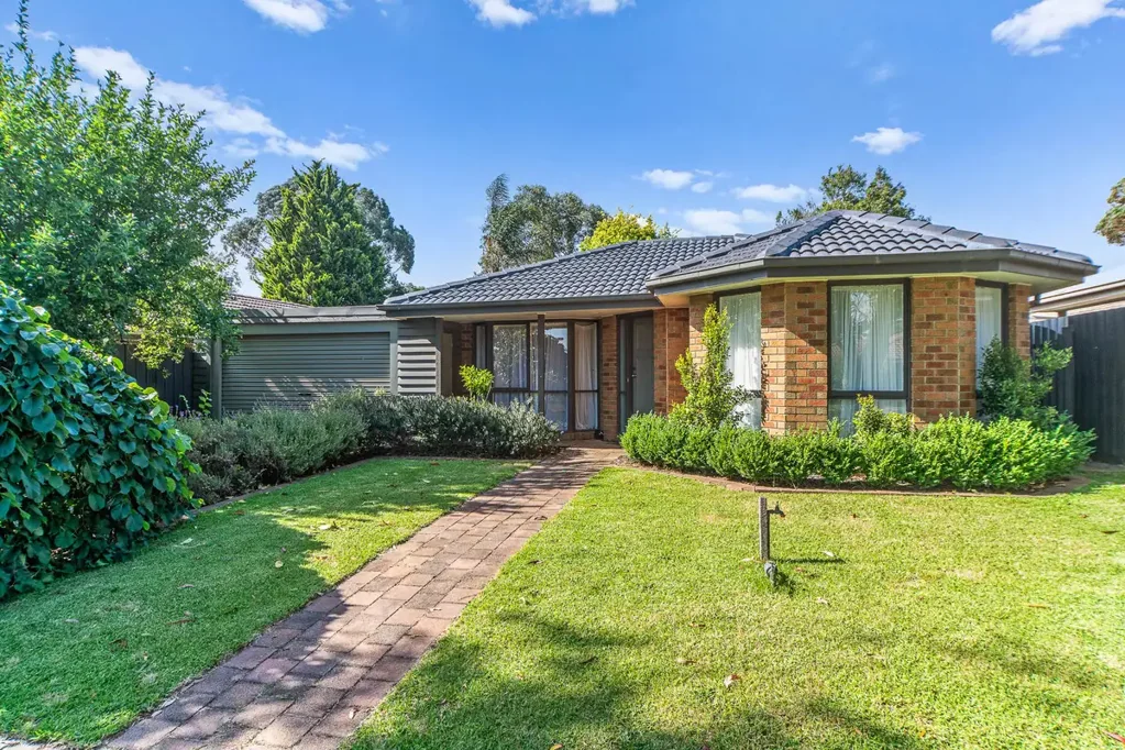 9 Marinda Drive, Skye, VIC 3977