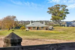 260 Ridge Road, Woodside