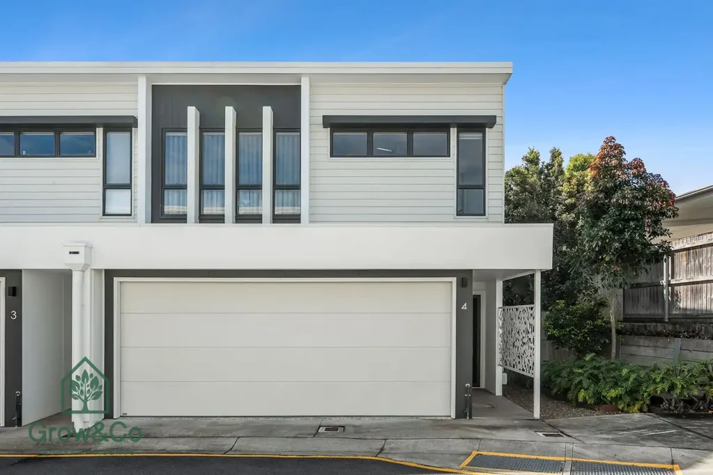 Coombabah 3Kwarto Modern Luxury Living in a Secure Gated Community