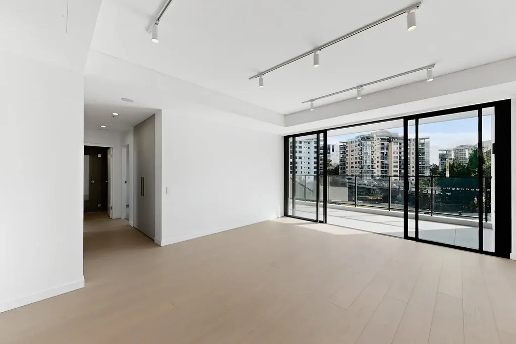 Brand New Two Bedroom with Carspace Next to St. Leonard's Station