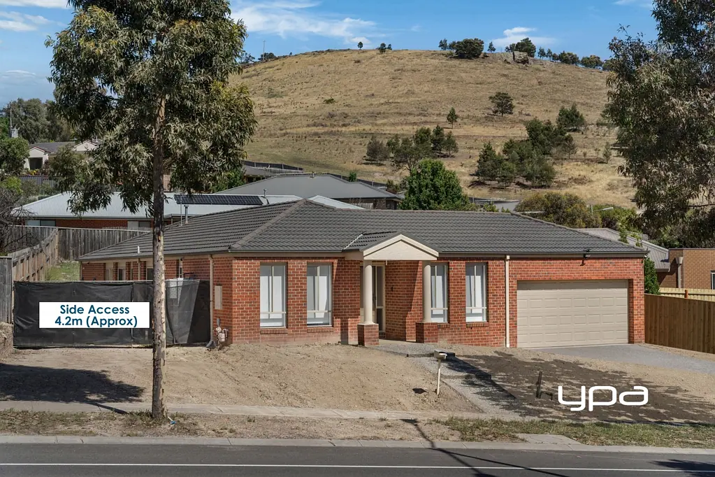 160 Phillip Drive, Sunbury, VIC 3429