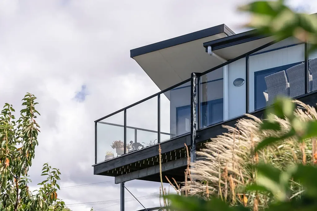 Greens Beach 3कमरा Architectural Excellence in An Idyllic Location