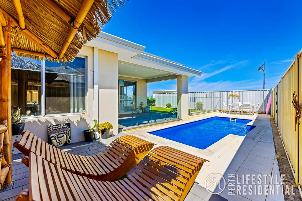Two Rocks 6 Bedroom * RESORT STYLE LIVING AT ITS BEST *