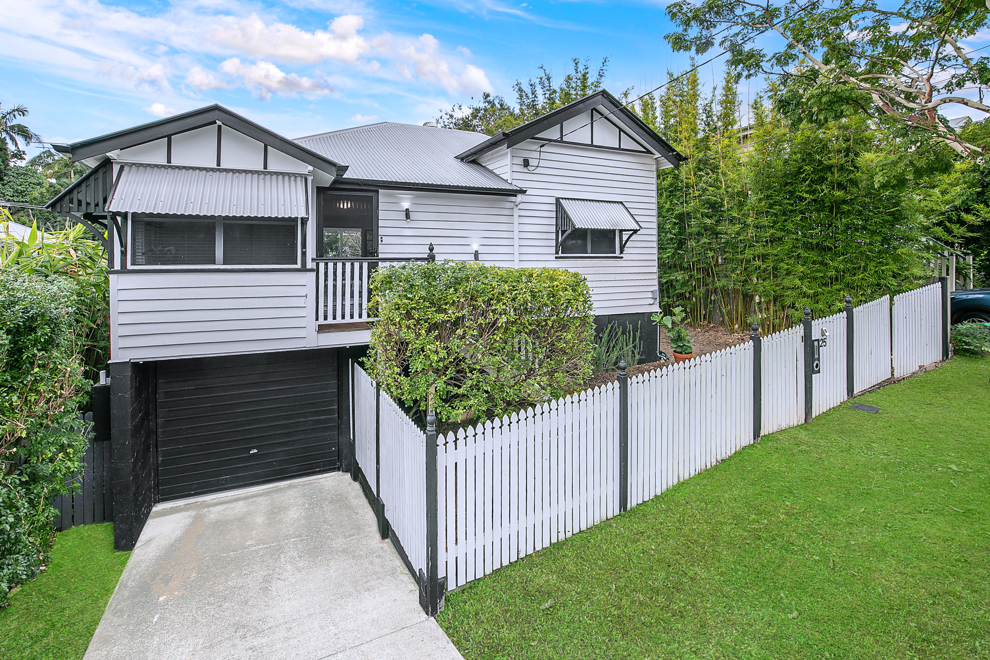 25 HOLMESBROOK ST, ASHGROVE QLD 4060, 0 Kuwarto, 0 Banyo, House