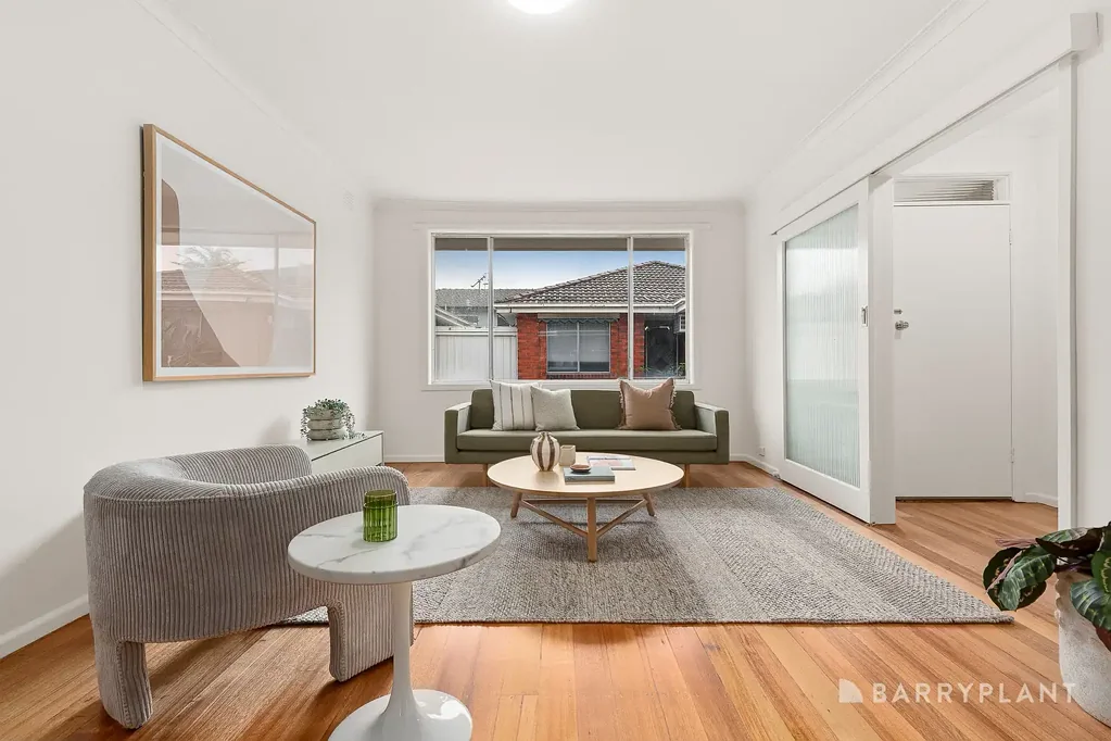Moorabbin 2બેડરૂમ Timeless Appeal in a Coveted Moorabbin Pocket