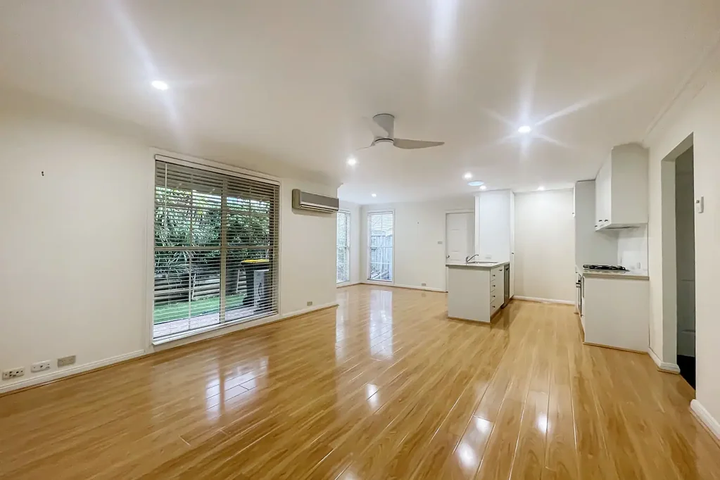 Comfortable Villa Living in a Convenient Eastwood Location