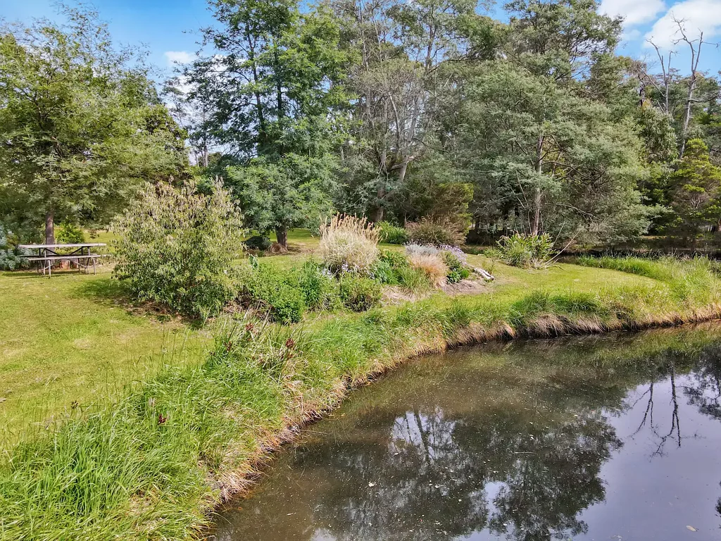 St Helens 1.5 Acres of Seclusion and Nature