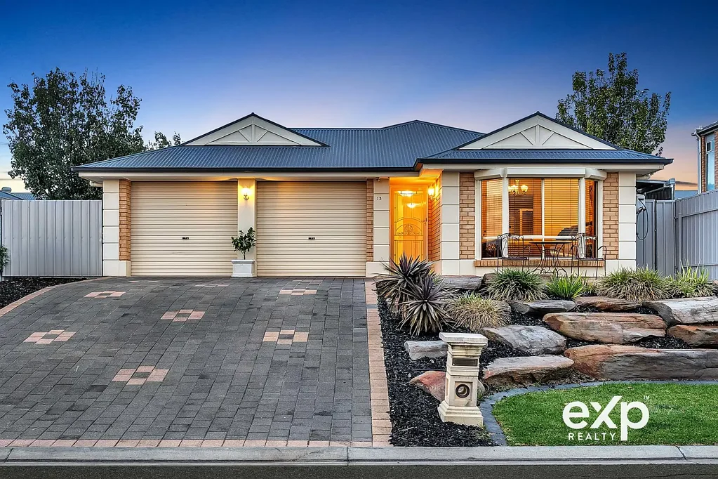 13 Chelmsford Street, Craigmore, SA 5114