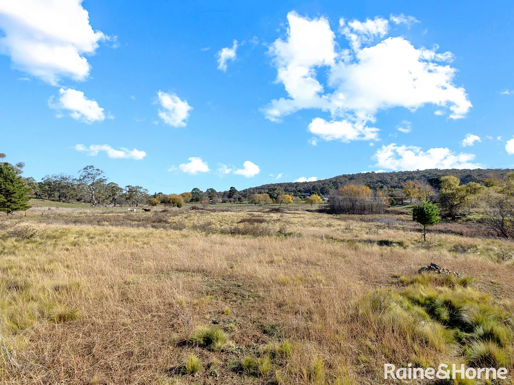 Wattle Flat PICTURESQUE 8.7-ACRE PARCEL.