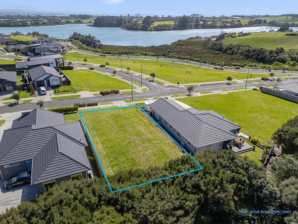 Glenbrook Priced To Sell FAST, Ocean Views & Seaside Living