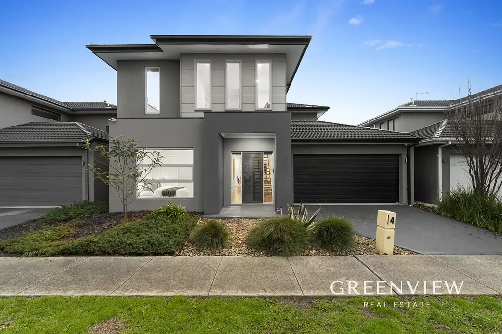 Cranbourne East 5房  Exceptional Five-Bedroom Family Living with the Perfect Multigenerational Setup