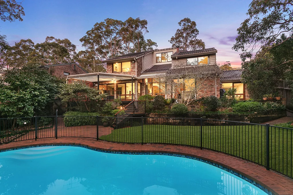 Wahroonga 5房 宁静环境中卓越品质的家庭住宅 Superb high quality family home in a serene setting