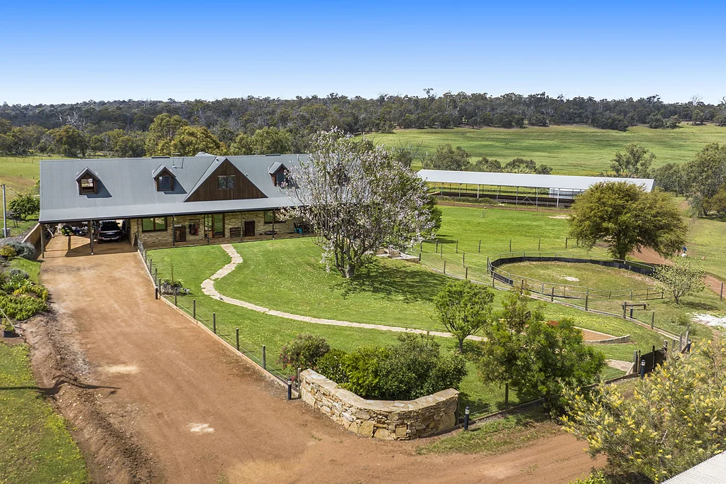 Bindoon Equine Excellence at Its Finest – A Rare Equestrian Estate in Bindoon