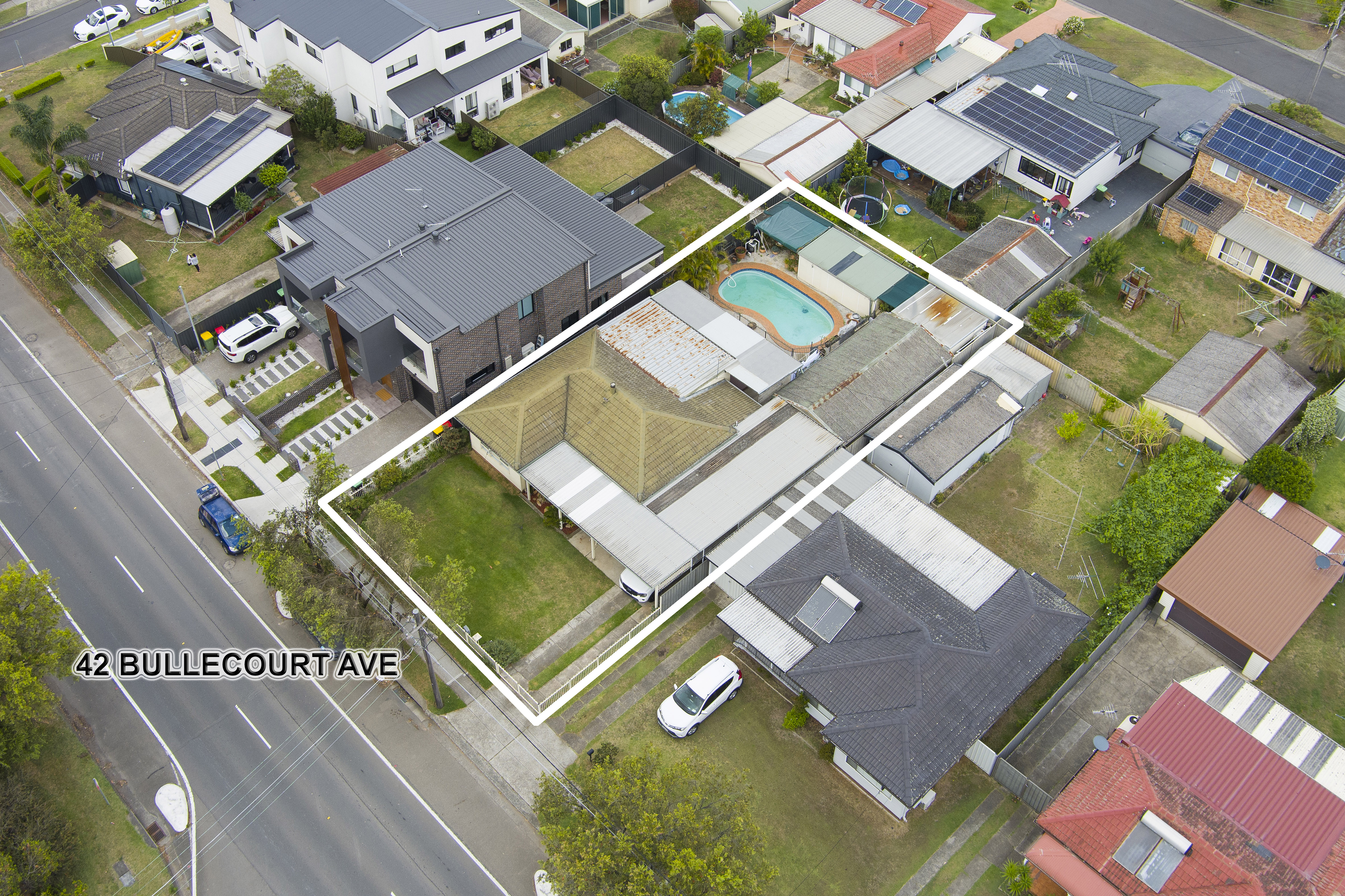 42 BULLECOURT AV, MILPERRA NSW 2214, 0房, 0浴, House