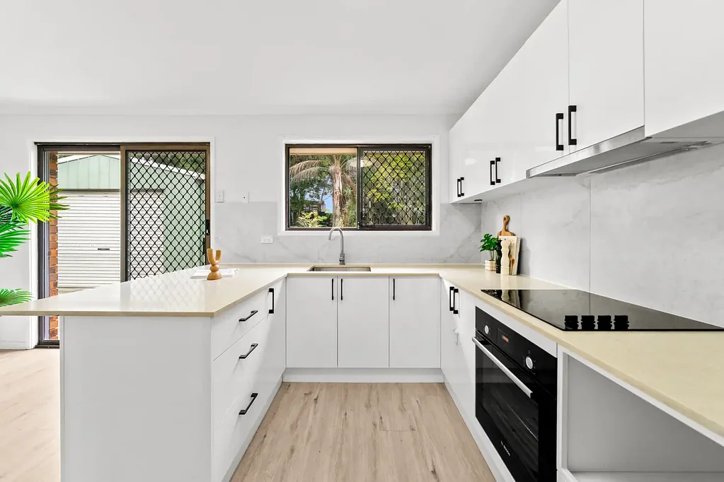 Browns Plains 3 Slaapkamer Effortless Living Meets Endless Potential: Your 1,024sqm Dream Starts Here.