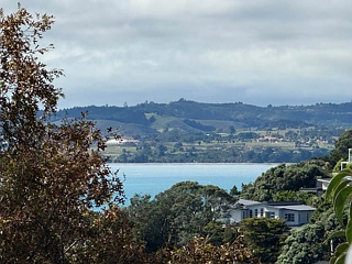 5 Page Point, Mellons Bay, Manukau City
