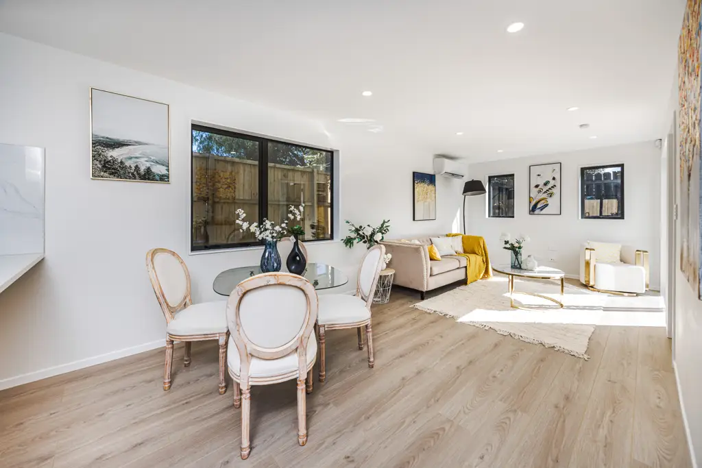 Wattle Downs 3房  BRAND NEW, PRICED SHARPLY!