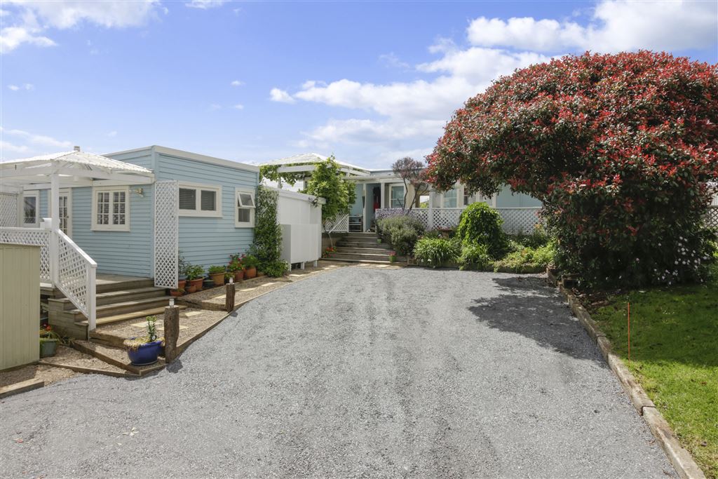 3 Bell Road, Beachlands, Auckland - Manukau, 2 कमरे, 1 बाथरूम