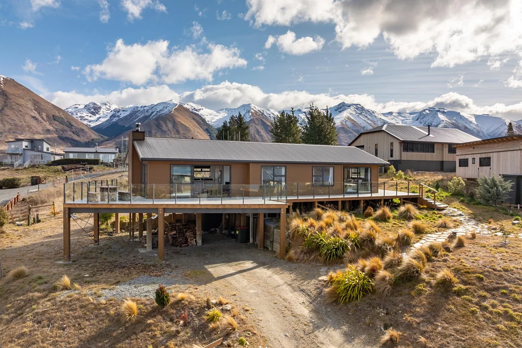 Lake Ohau 3房  Ohau Retreat With Lake Views!