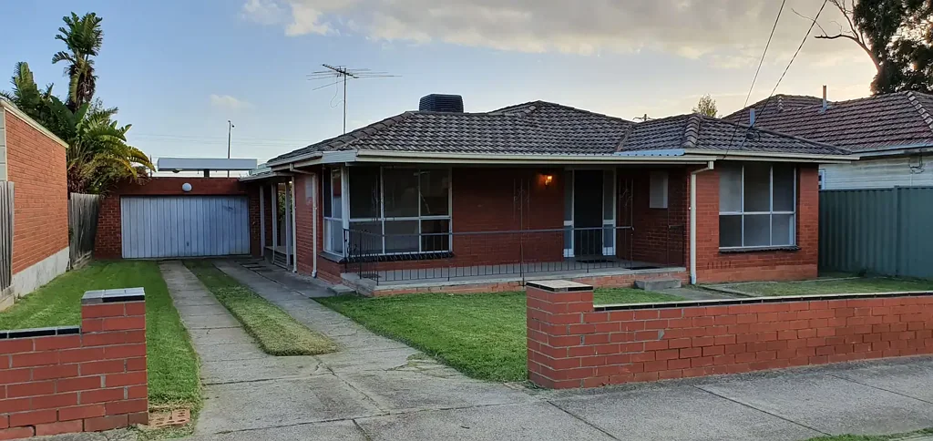 WELL MAINTAINED FAMILY HOME
