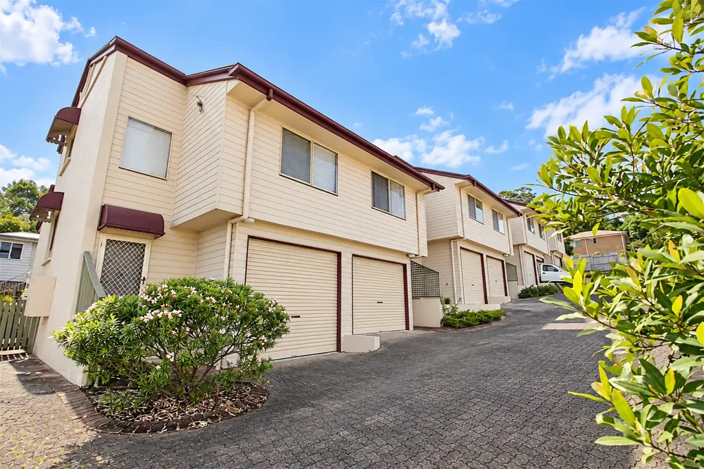 Nambour 2બેડરૂમ Low-Maintenance Townhouse with Excellent Potential