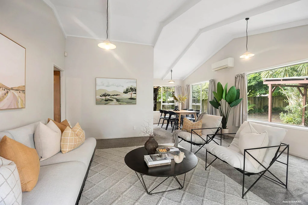 Titirangi 3房  WELCOME TO WIRIHANA - PRICED TO SELL.