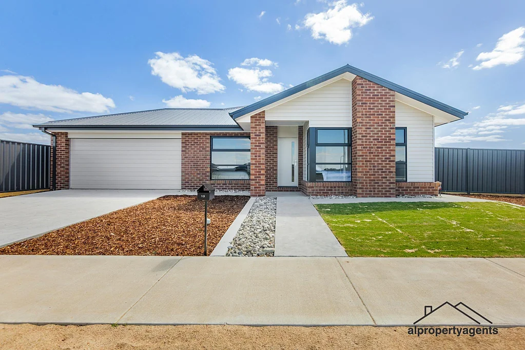 13 Treacey Street, Horsham, VIC 3400
