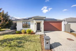 46 Ligado Avenue, Aveley