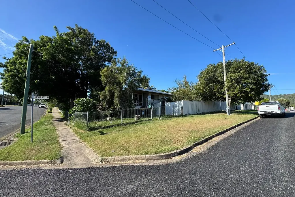 267 Dempsey Street, Koongal, QLD 4701