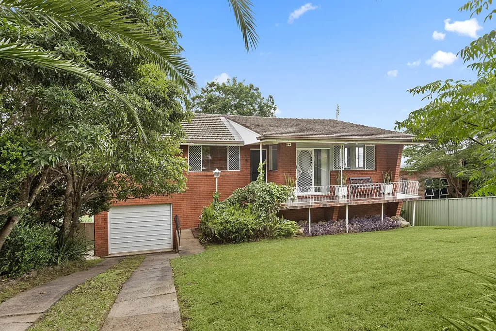 5 Iris Avenue, Coniston, NSW 2500