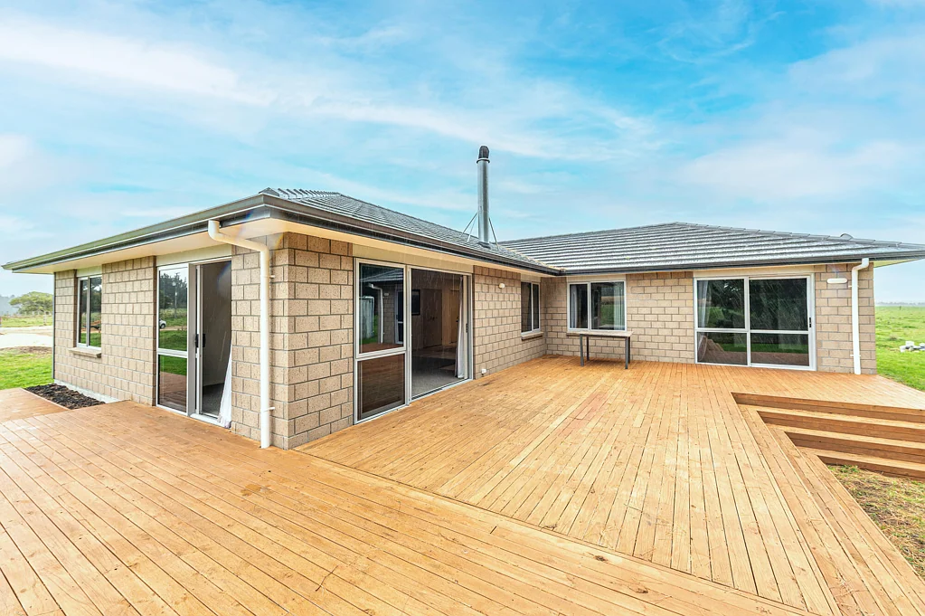 Brunswick 3ห้องนอน Modern lifestyle living – space and privacy