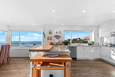 2/24 Cliff Road, Frankston, VIC 3199, 5 habitaciones, 3 baños, House