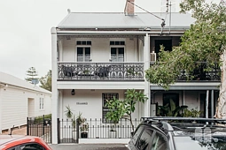 11 Parry Street, Cooks Hill