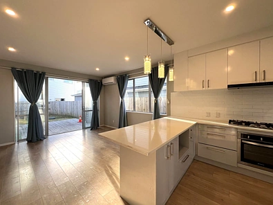 Spacious Home at Scott Point