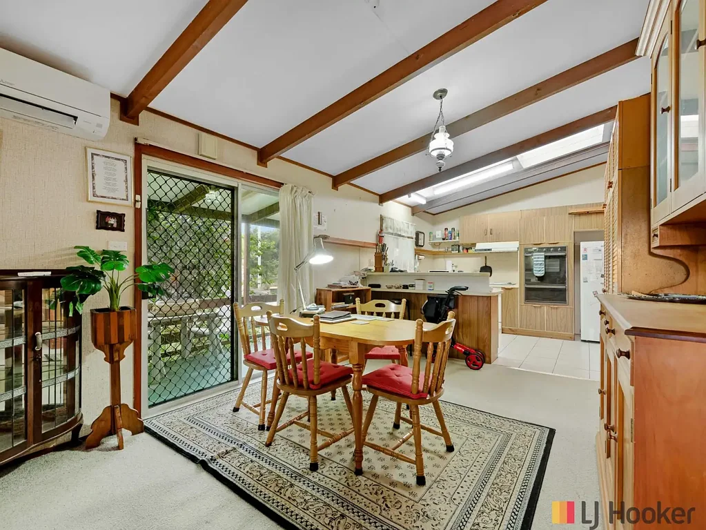 Surf Beach 4部屋 GREAT LOCATION, ENTRY LEVEL HOME!