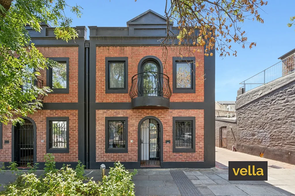 *** LEASED *** 
Convenient and Stylish Townhouse!