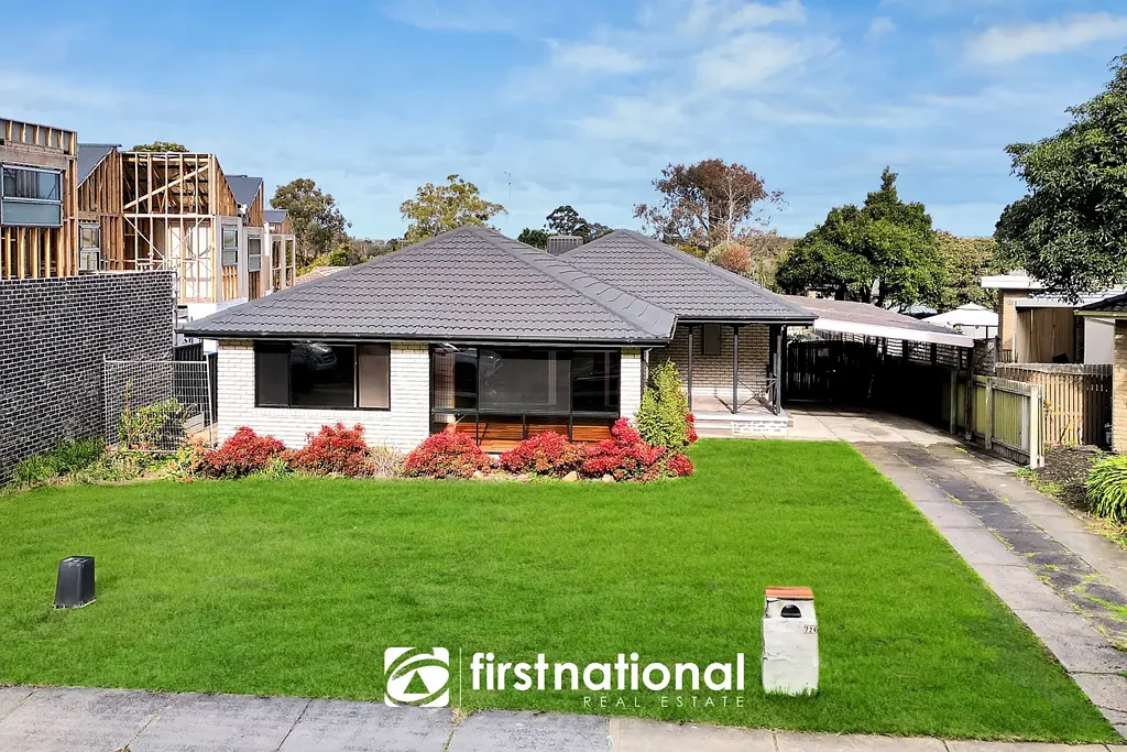 Berwick 4 Bedroom A Rare Find With Endless Potential.