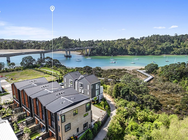5/35 Marine Parade, Hobsonville Point, Waitakere City