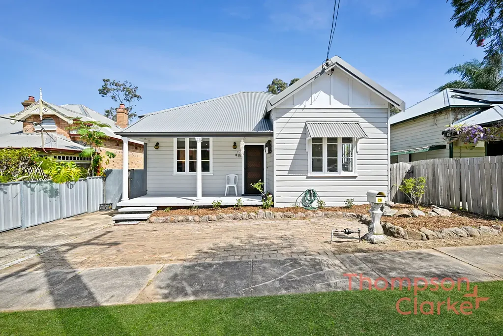 Rutherford 3Kwarto IMMACULATE HOME IN A SOUGHT-AFTER RUTHERFORD LOCATION