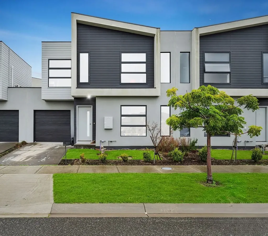 Stunning double storey home in Meridian Estate