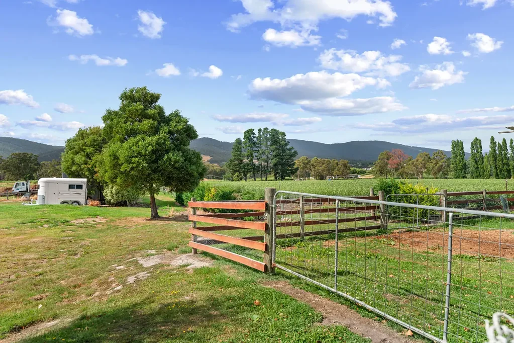 Lucaston 3房  A Premium Rural Holding. The Perfect Place for Horses, Livestock, Crops and Family!