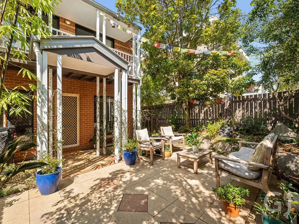 Gordon Park 3બેડરૂમ Free Standing Townhouse with Private Garden Retreat