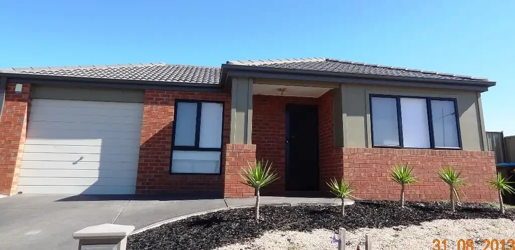NEAT FAMILY HOME IN HEART OF WYNDHAM VALE