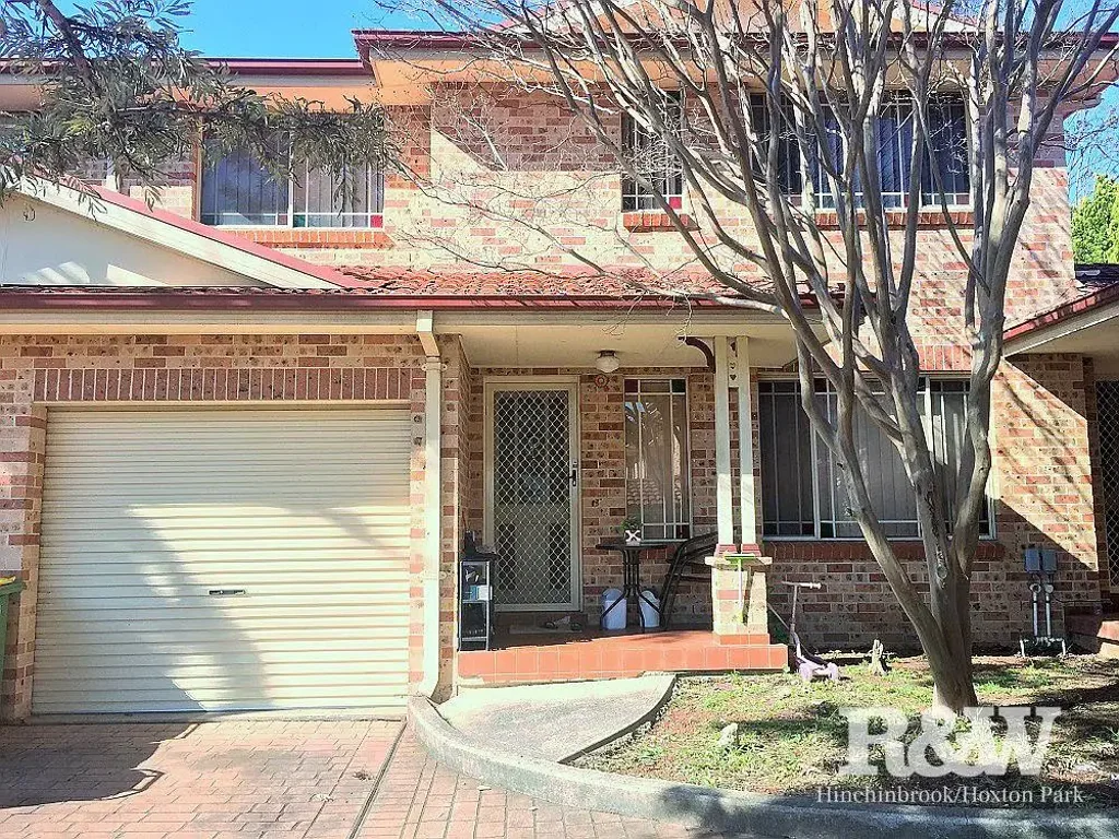 Charming 3-Bedroom Townhouse in Mount Pritchard