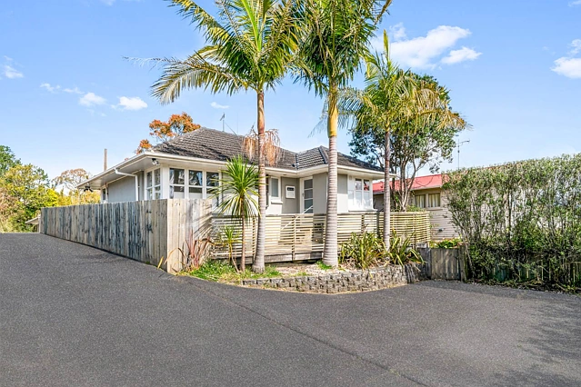 33 Alexander Avenue, Torbay, North Shore City